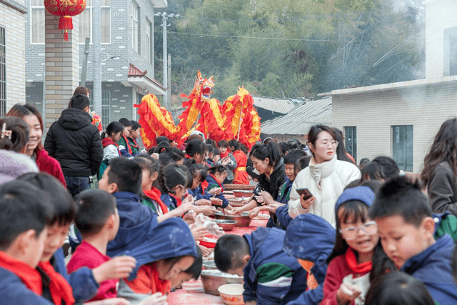 湖南湘江新区：“欢腾元宵，情暖龙唐”民俗喜乐元宵会
