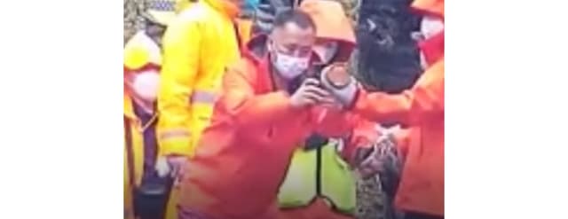 东航MU5735一部黑匣子已找到,破损严重